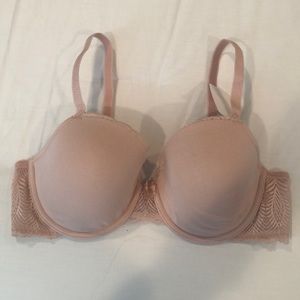 B.tempt’d by Wacoal bra
